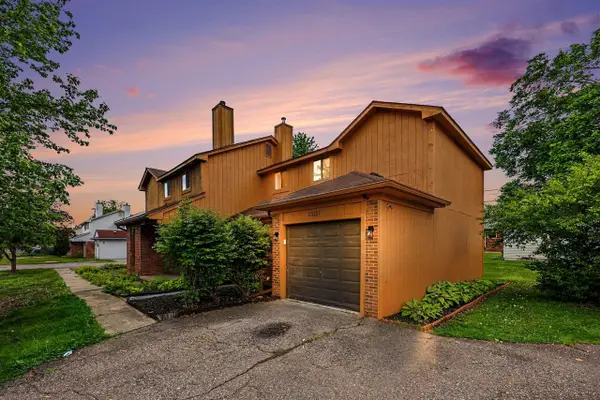 23227 Middlebelt, Farmington, MI 48336