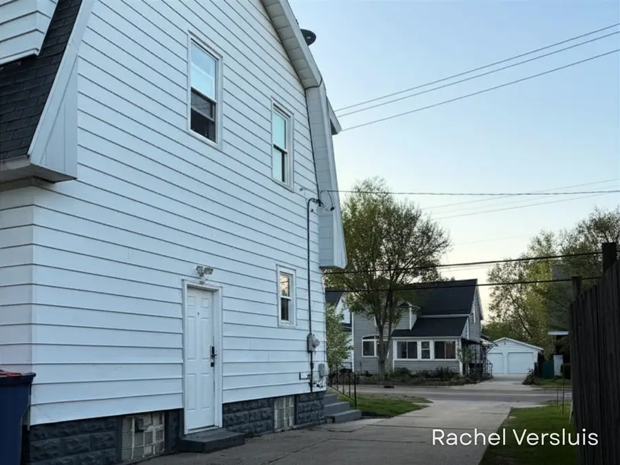 948 Richmond, Grand Rapids, MI 49504 - #3