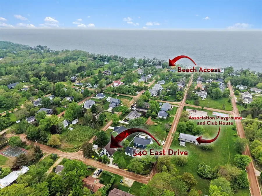 540 East, South Haven, MI 49090 - #3