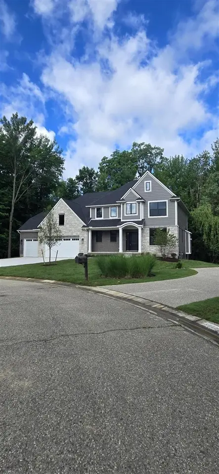 5850 Windrift, West Bloomfield, MI 48324 - #1