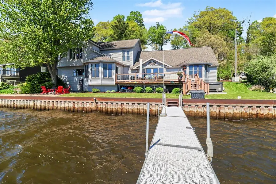 5267 W Monroe, Pentwater, MI 49449 - #2