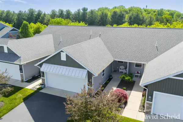 8107 Byron Creek, Byron Center, MI 49315