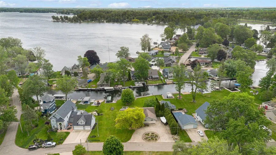 5005 Shoreview, Coloma, MI 49038 - #2
