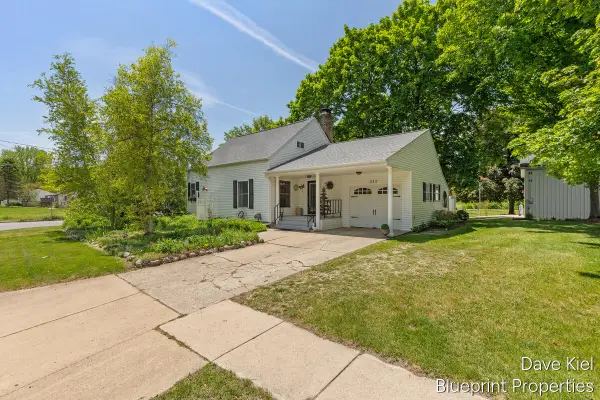 312 Russell, Middleville, MI 49333