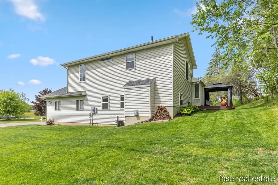 2796 Bryanwood, Grand Rapids, MI 49544 - #3