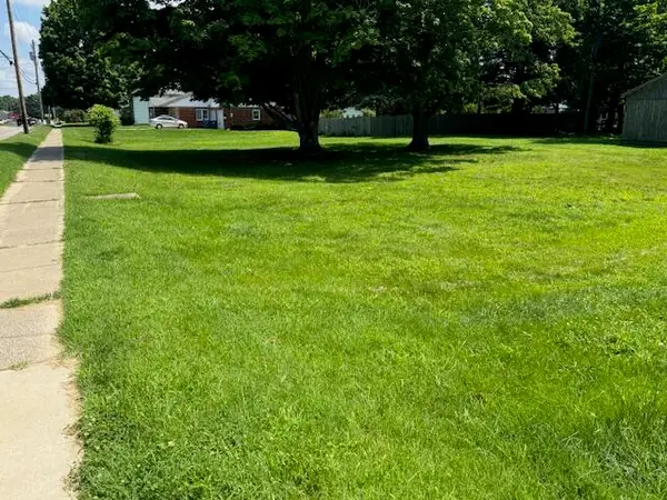 300 E Delaware, Decatur, MI 49045