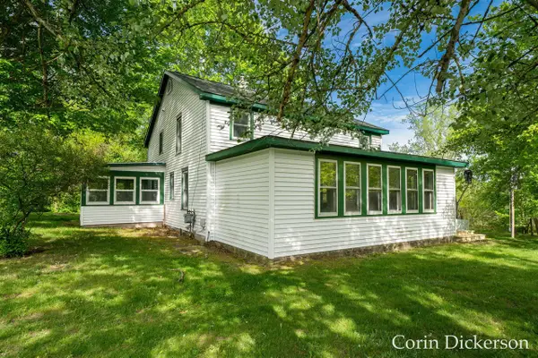 10860 Douglas, Plainwell, MI 49080
