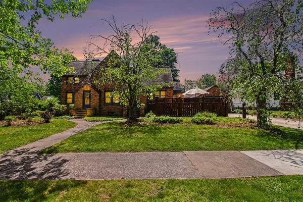 334 Van Buren, South Haven, MI 49090