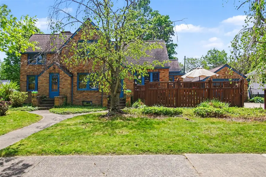 334 Van Buren, South Haven, MI 49090 - #2