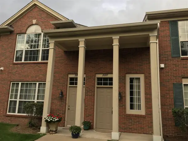 20209 Chesapeake, Walled Lake, MI 48390