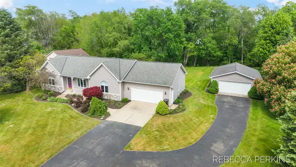 3569 Walnut Park, Hamilton, MI 49419