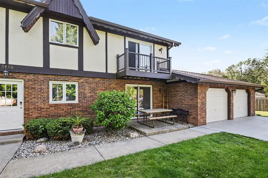 5410 Country Aire #14, Coloma, MI 49038 - #2