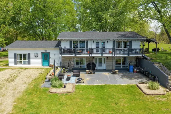 12161 Bair Lake, Jones, MI 49061