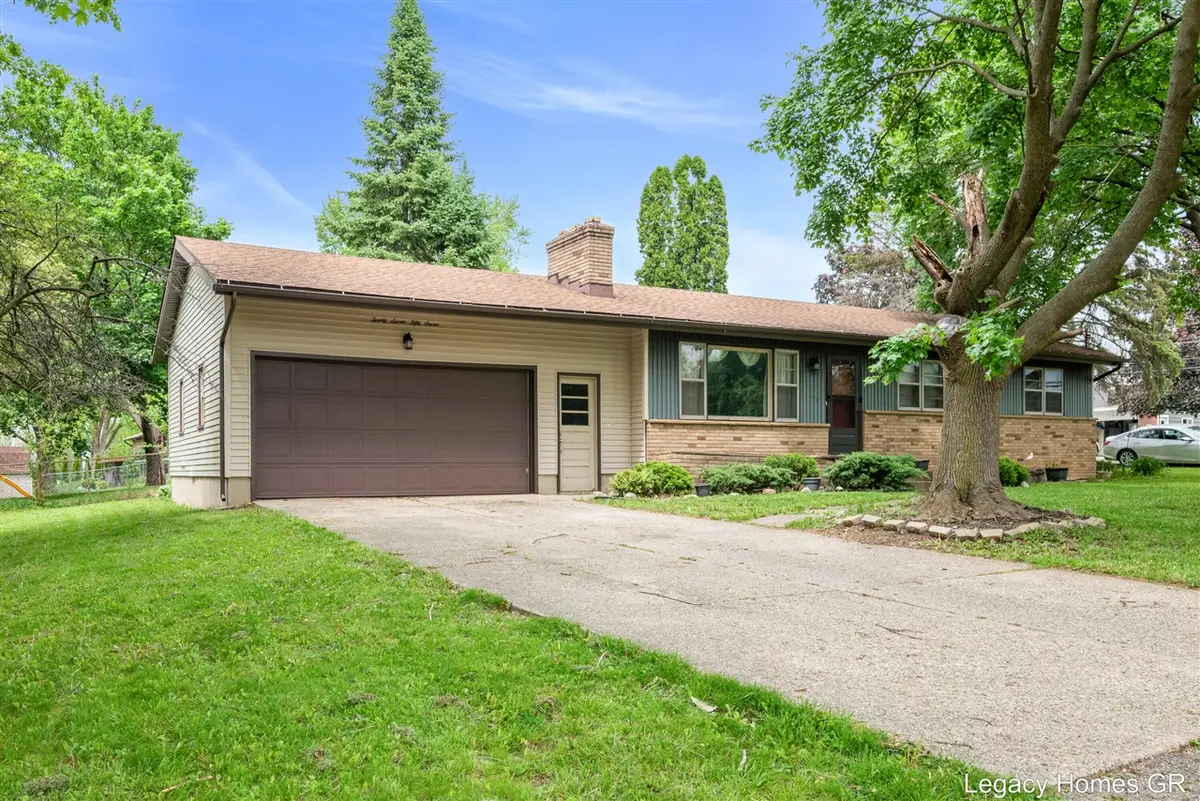 2757 Vassar, Grand Rapids, MI 49506 - #1