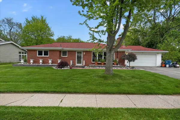 12623 Greenhill, Grand Blanc, MI 48439
