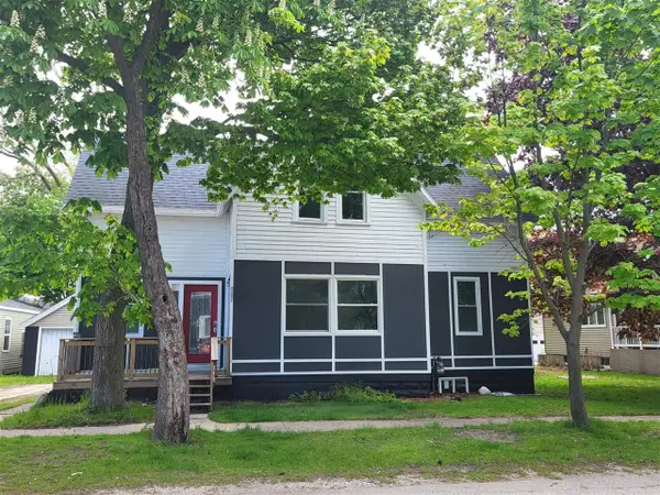 805 High, Manistee, MI 49660