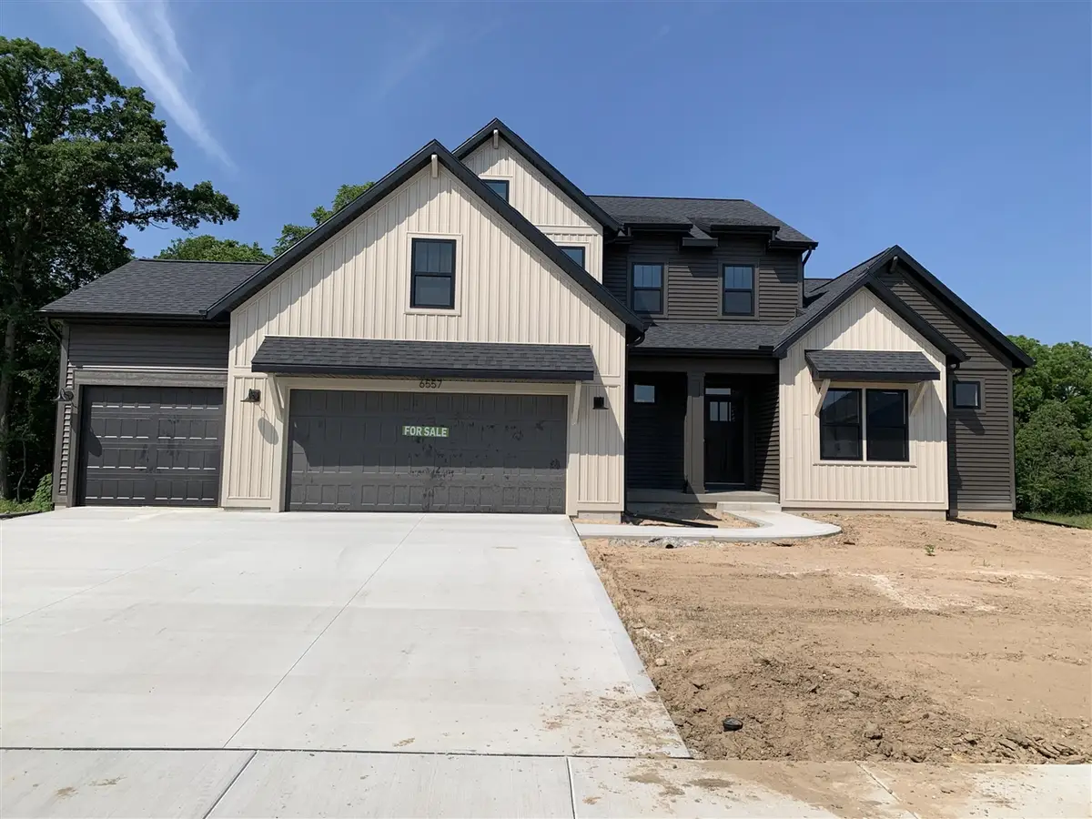 6557 Ravine Pt, Rockford, MI 49341 - #1