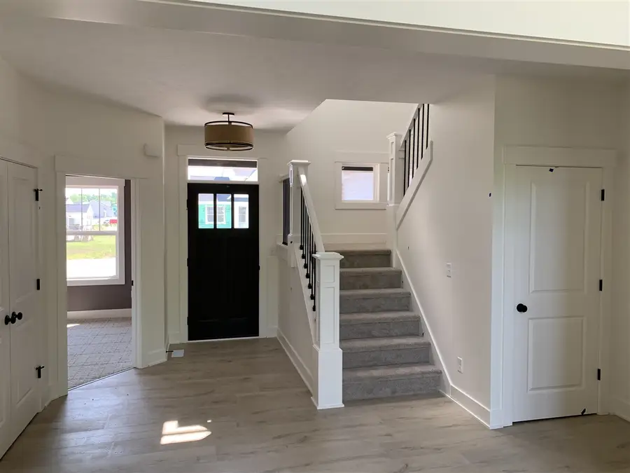 6557 Ravine Pt, Rockford, MI 49341 - #2