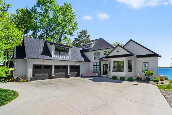 4630 E Gull Lake #A, Hickory Corners, MI 49060
