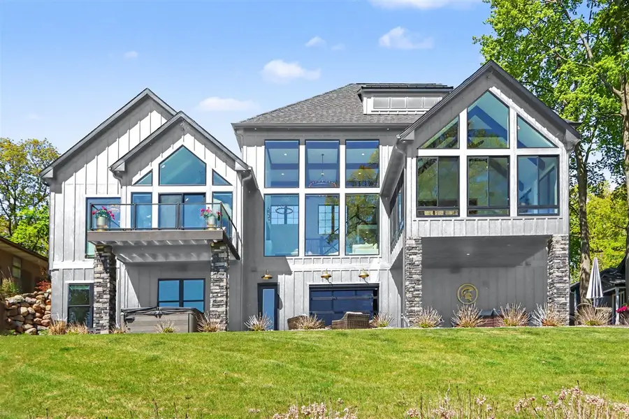 4630 E Gull Lake #A, Hickory Corners, MI 49060 - #2