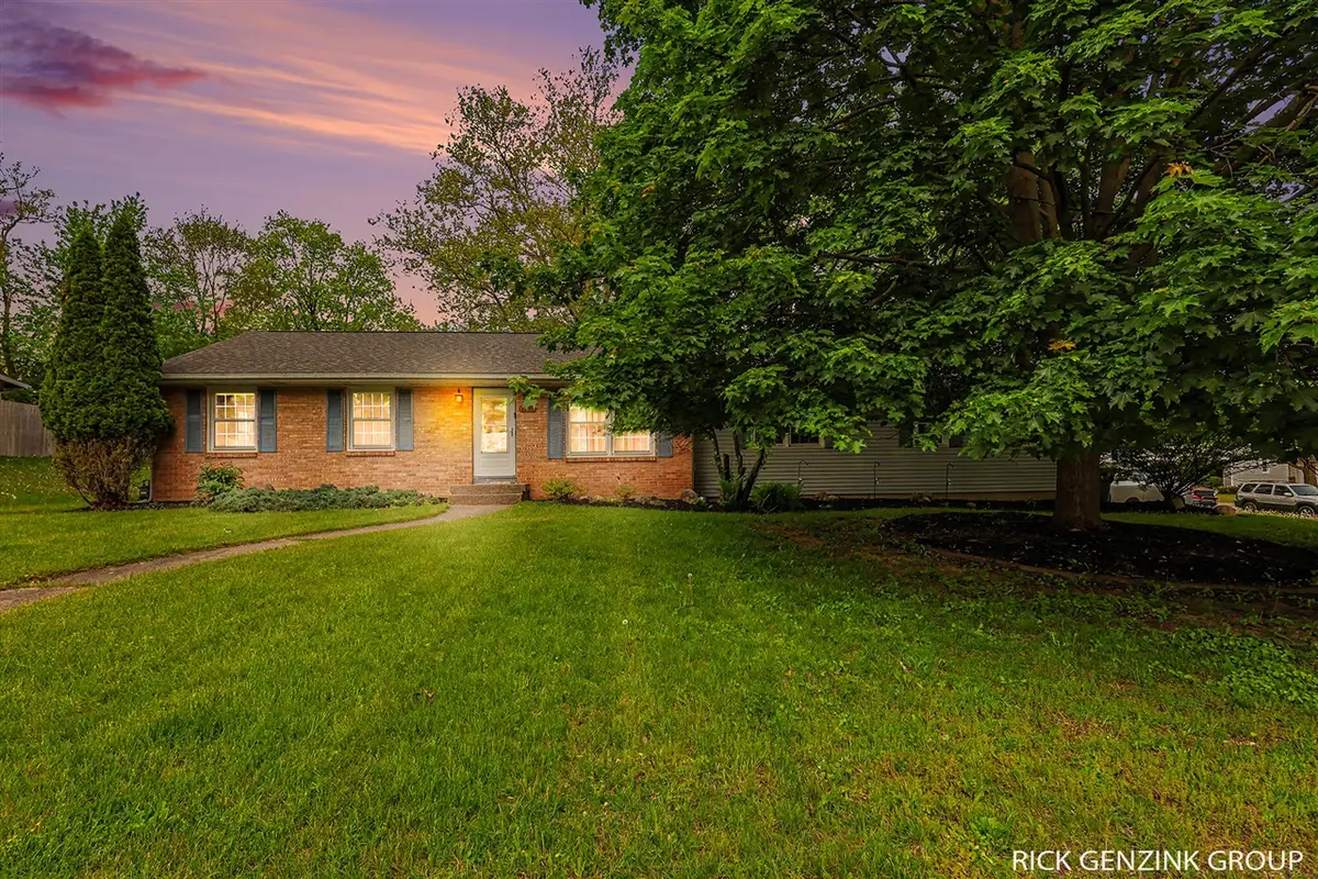 3421 Senora, Grand Rapids, MI 49508 - #1