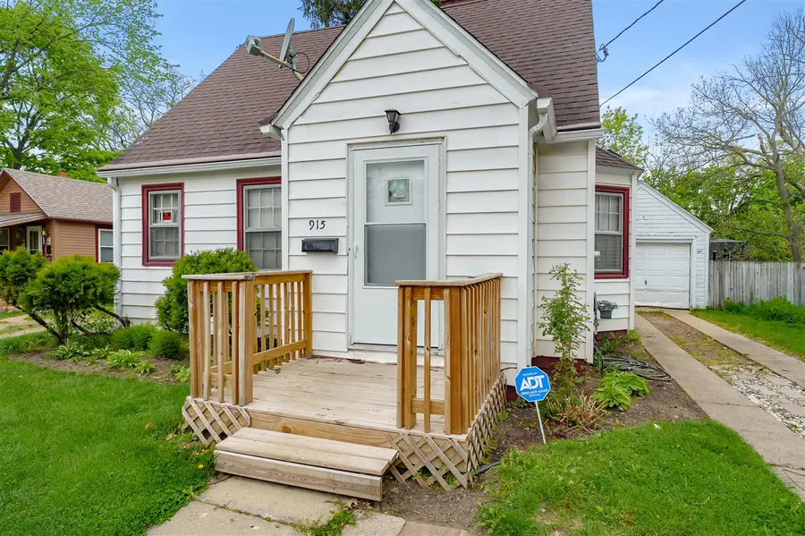 915 Sheridan, Kalamazoo, MI 49001 - #3