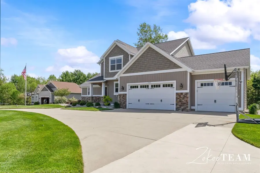 1922 Stratford, Walker, MI 49534 - #3