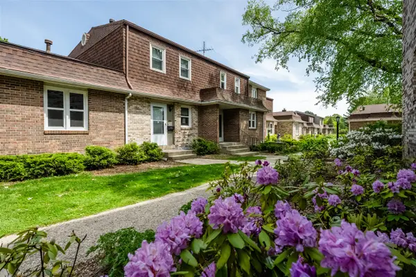 2514 Essex #52, Saint Joseph, MI 49085