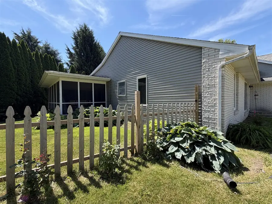 22401 Happy, Cassopolis, MI 49031 - #3