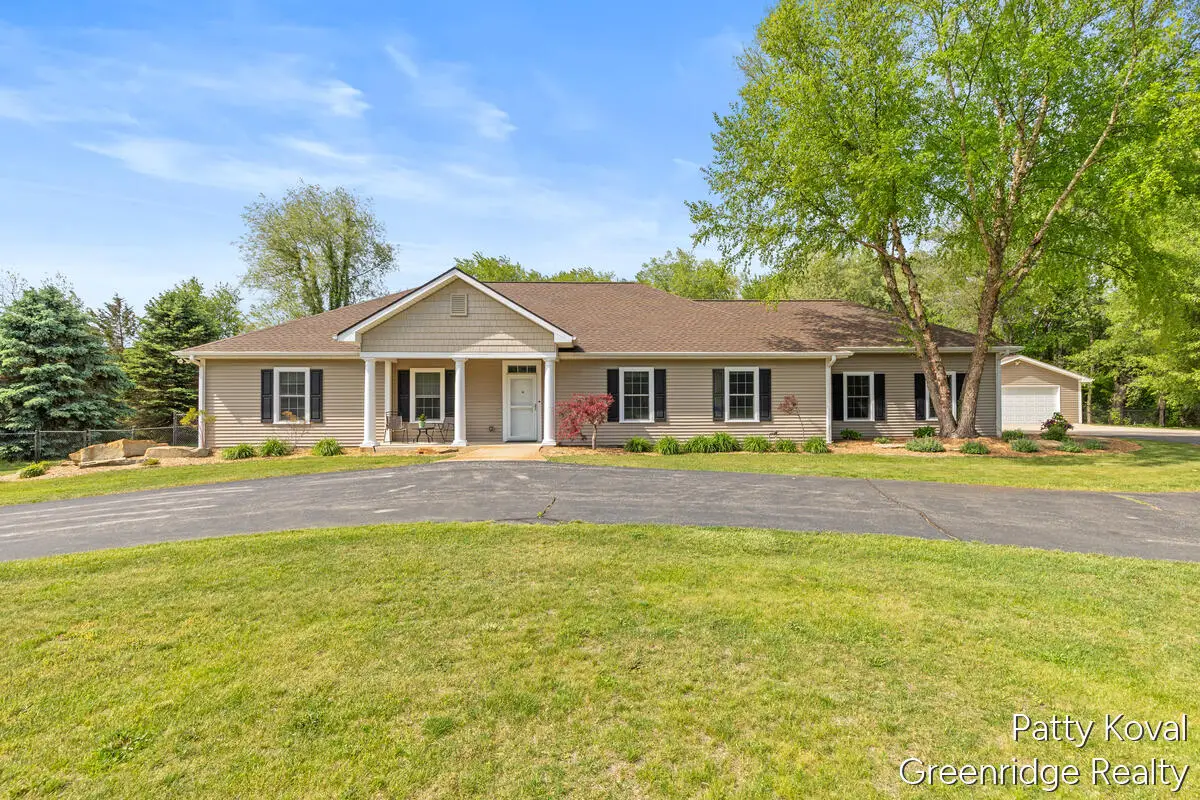 4454 Foxmoor, Middleville, MI 49333 - #1