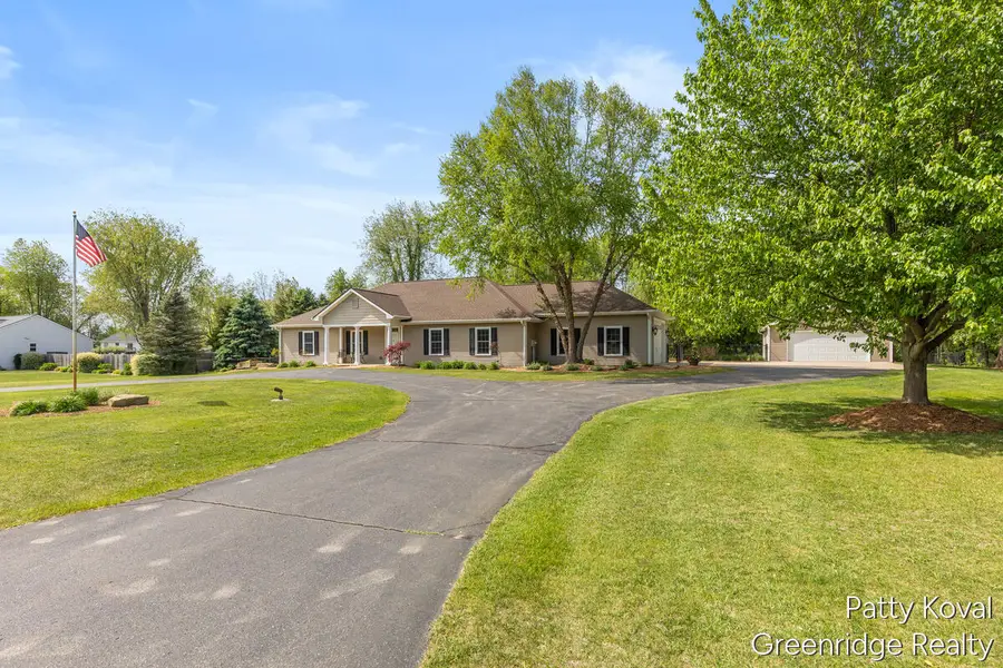 4454 Foxmoor, Middleville, MI 49333 - #3