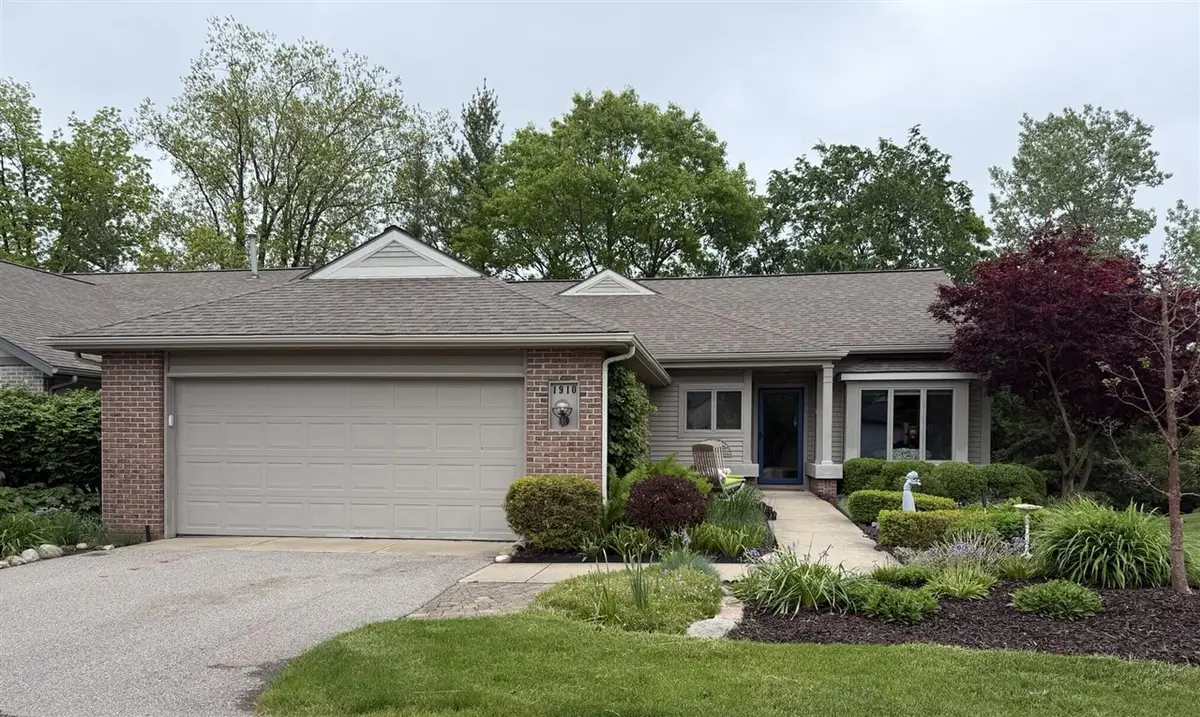 1910 Hidden Oak, Grand Rapids, MI 49546 - #1