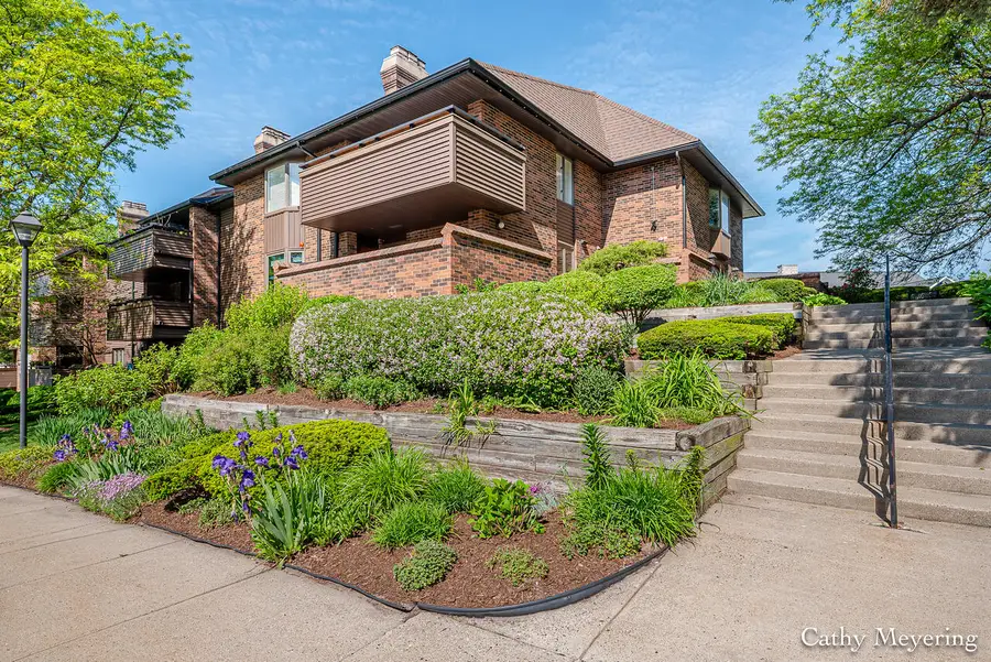 3181 Charlevoix #203, Grand Rapids, MI 49546 - #3