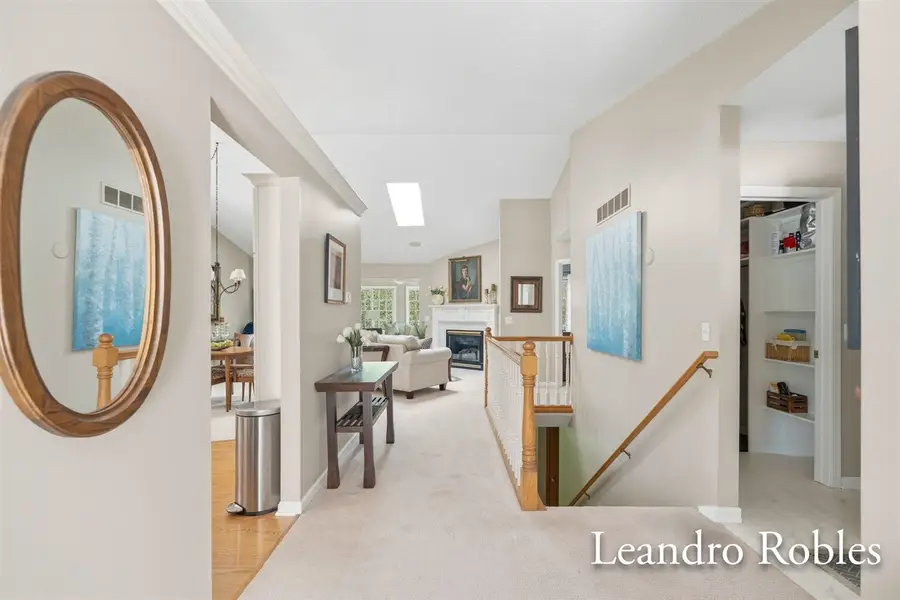 2027 Krislin #27, Grand Rapids, MI 49505 - #3
