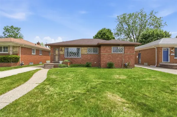 21630 Westhampton, Oak Park, MI 48237