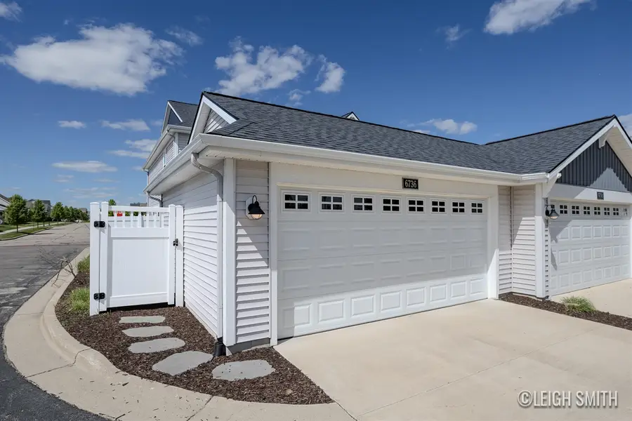 6736 Promenade #30, Rockford, MI 49341 - #2
