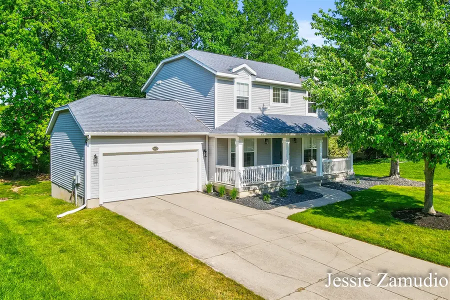5609 E Grove, Kentwood, MI 49512 - #2