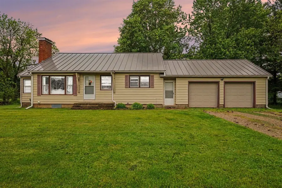 604 E Chicago, White Pigeon, MI 49099 - #2