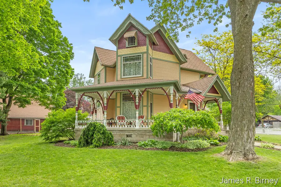 529 Avery, Lowell, MI 49331 - #3