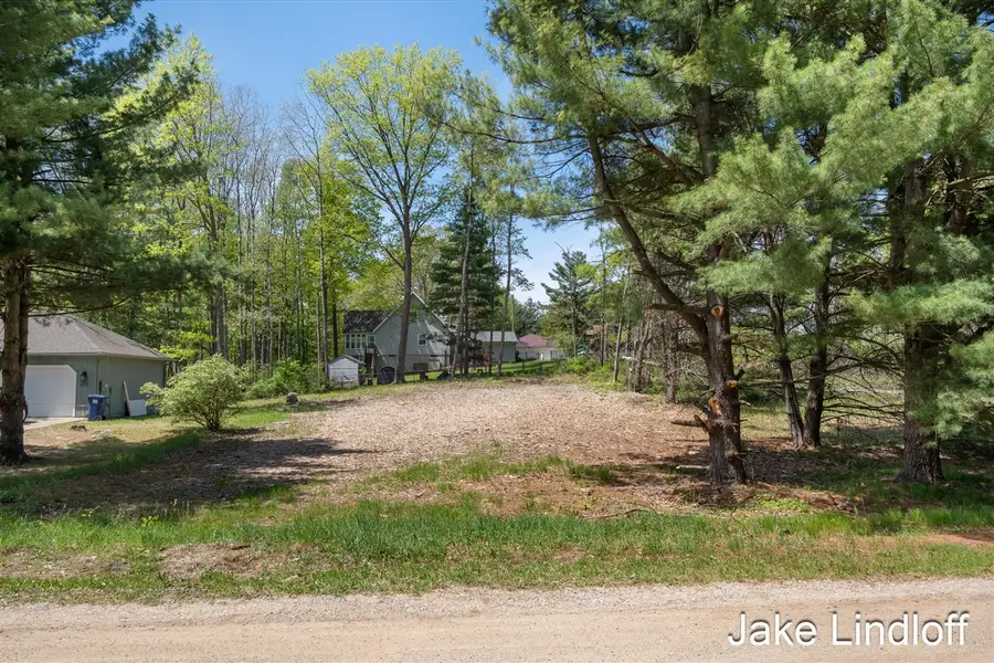 8383 Ontario, Stanwood, MI 49346 - #2