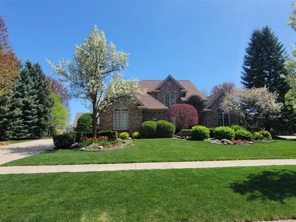 48330 Edinburgh, Plymouth, MI 48170