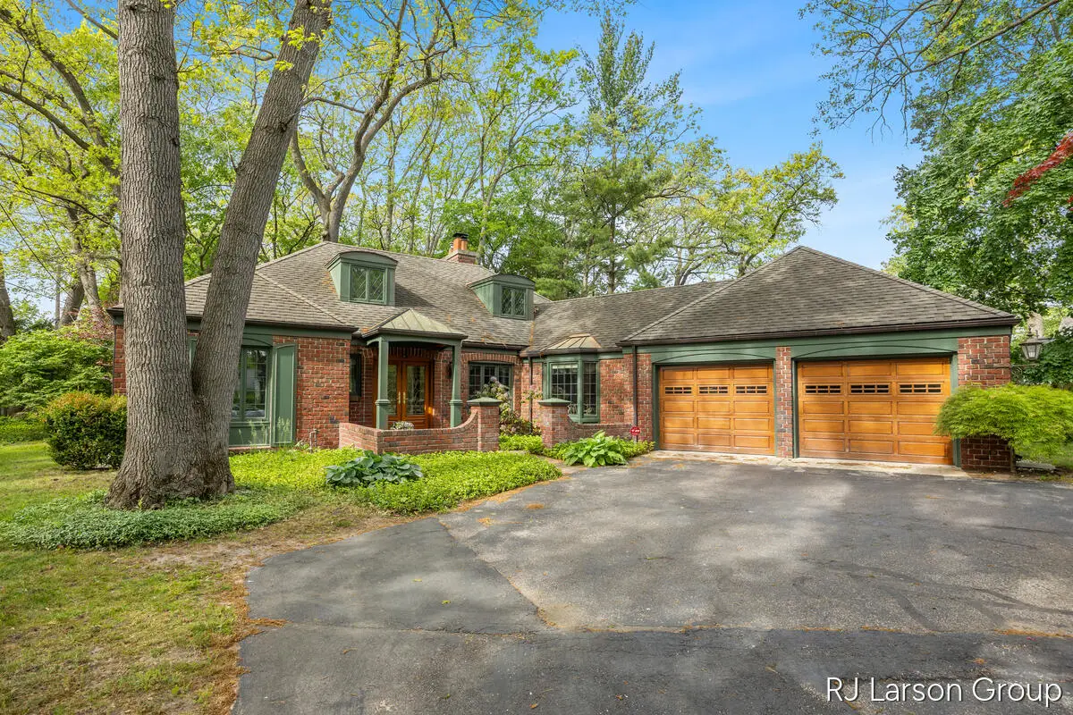 2033 Coronado, Grand Rapids, MI 49506 - #1