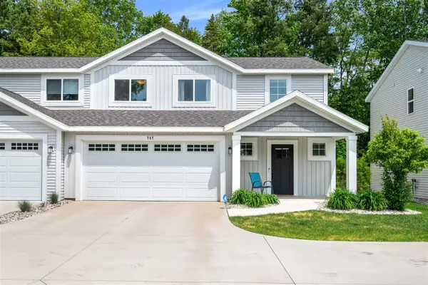747 Butternut, Holland, MI 49424