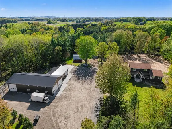 2611 S Scottville, Scottville, MI 49454