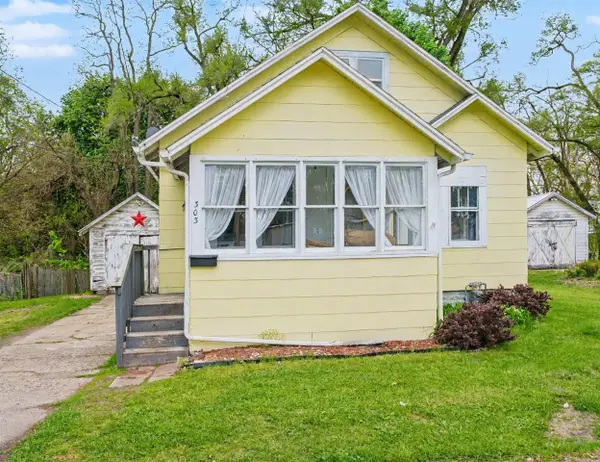 303 N Lowe, Dowagiac, MI 49047