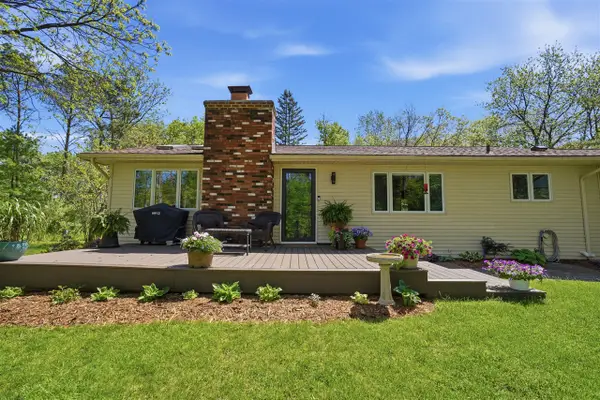 1201 Old Plank, Milford, MI 48381
