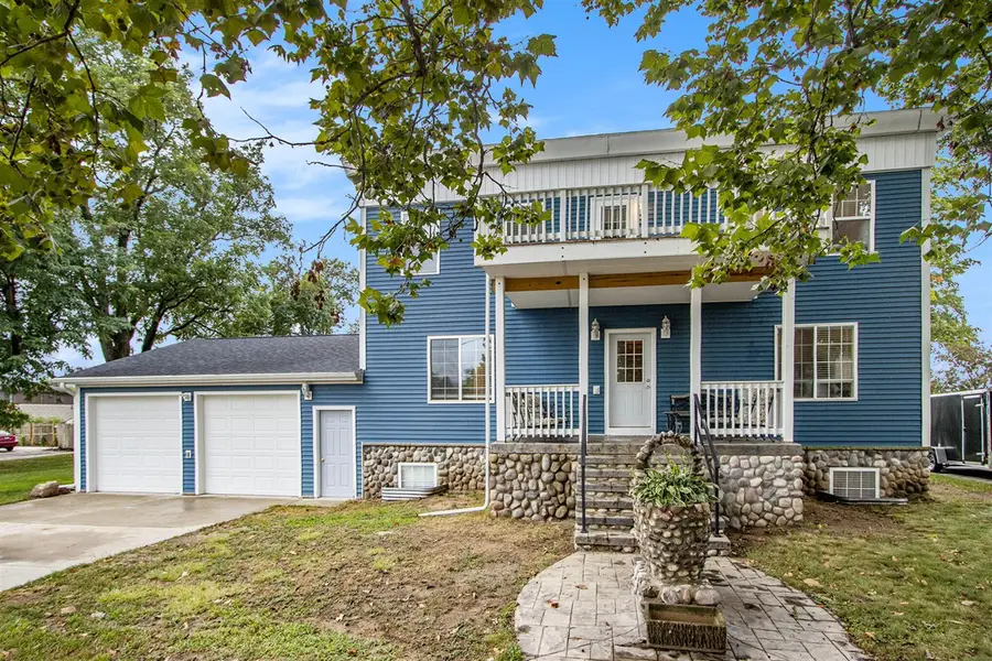 115 N Gremps, Paw Paw, MI 49079 - #2