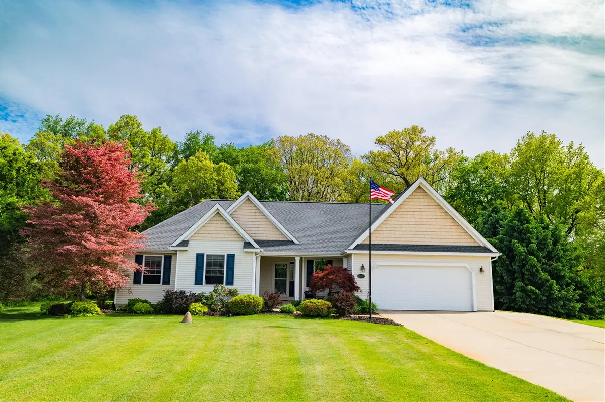 25283 Silver Oaks, Mattawan, MI 49071 - #1