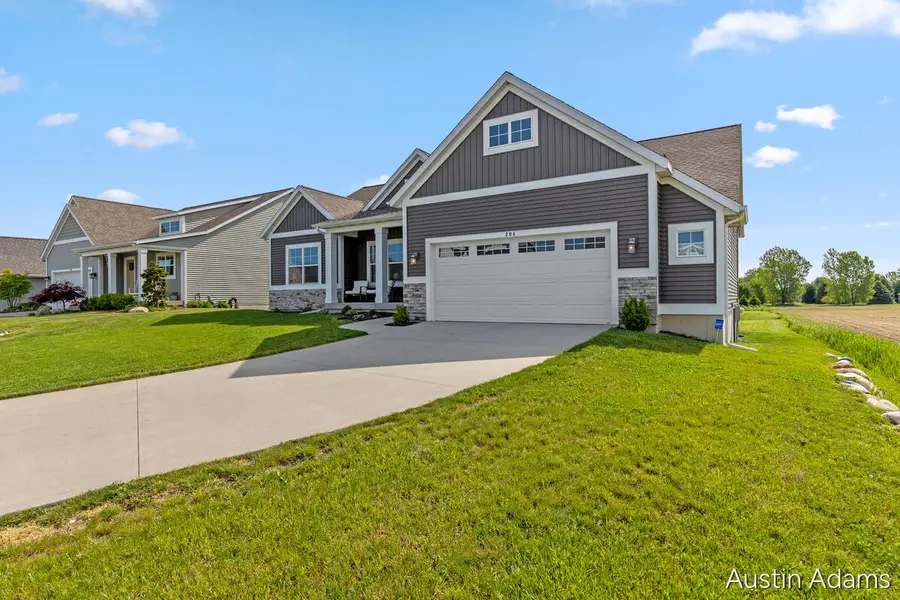 204 Ira Spring, Holland, MI 49423 - #3