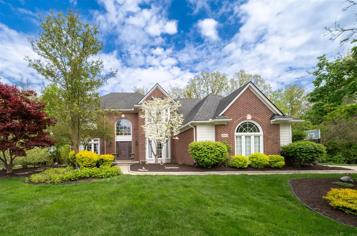 25842 Arcadia, Novi, MI 48374 - #1